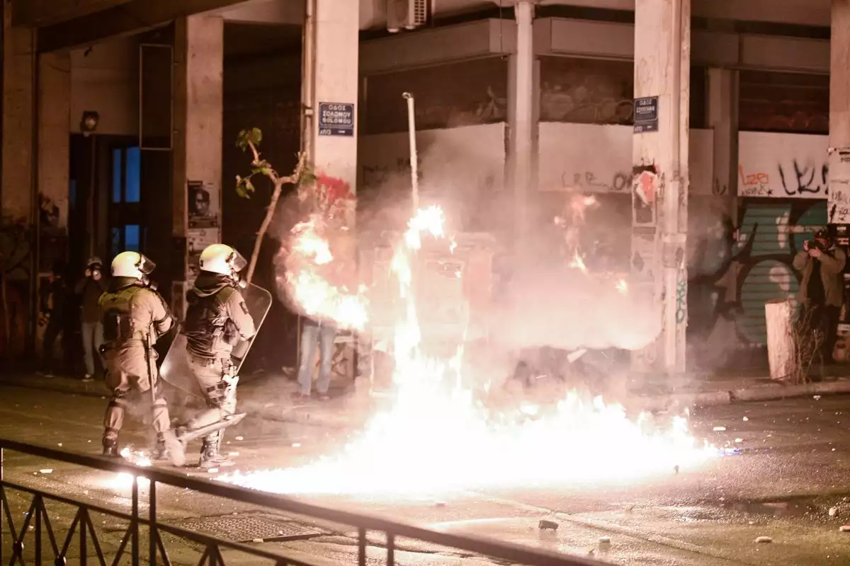 molotov exarheia