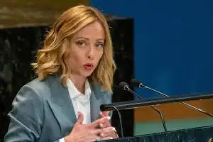MELONI LOGARIASMOI TRAPEZA