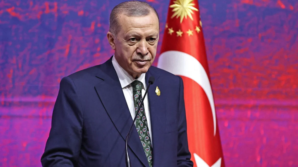ERDOGAN USA PYRAVLOI OYKRANIA
