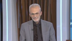 MAVROS KYVERNHSH SYRIZA PASOK