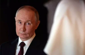 PUTIN TRUMP XARIS