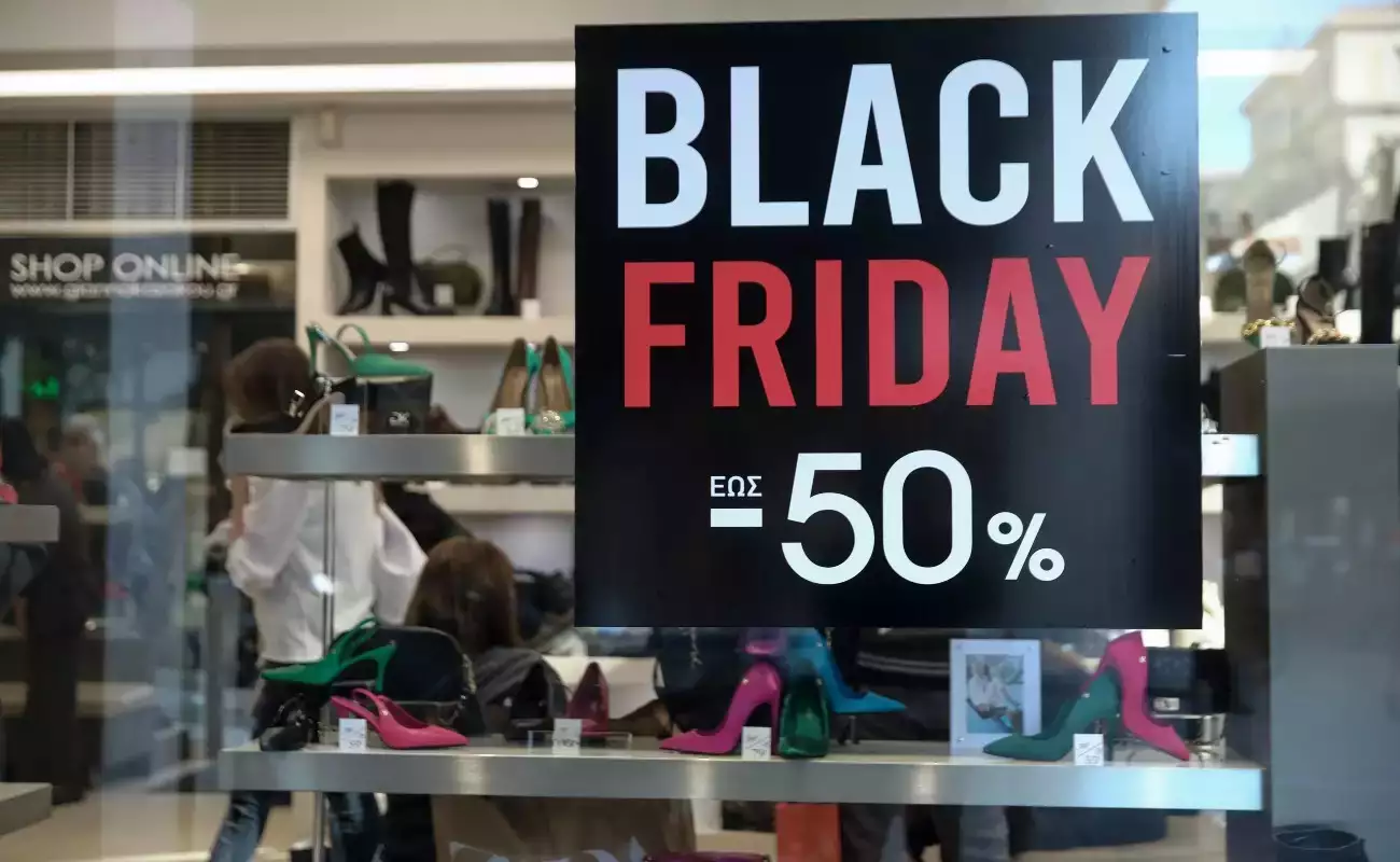 black friday paraskevi