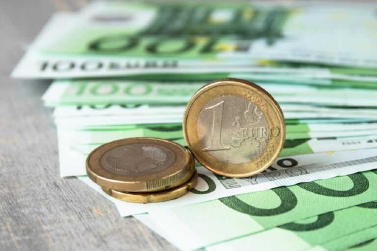 lefta evalotes omades kyvernisi