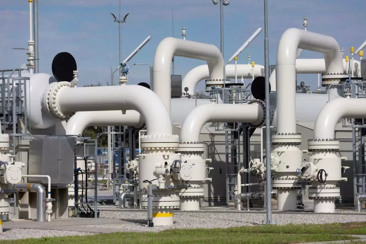 natural gas r 1210 scaled 1 1536x1024