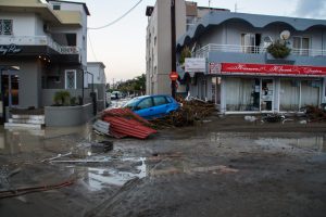 ΚΑΤΑΣΤΡΟΦΕΣ ΣΤΗΝ ΡΟΔΟ ΑΠΟ ΤΗΝ ΚΑΚΟΚΑΙΡΙΑ "BORA" (ΑΡΓΥΡΗΣ ΜΑΝΤΙΚΟΣ/EUROKINISSI)