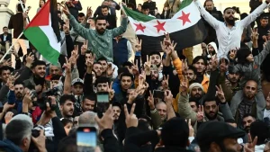 SYRIOI ATHINA PANHGYRISMOI PTOSH ASANT