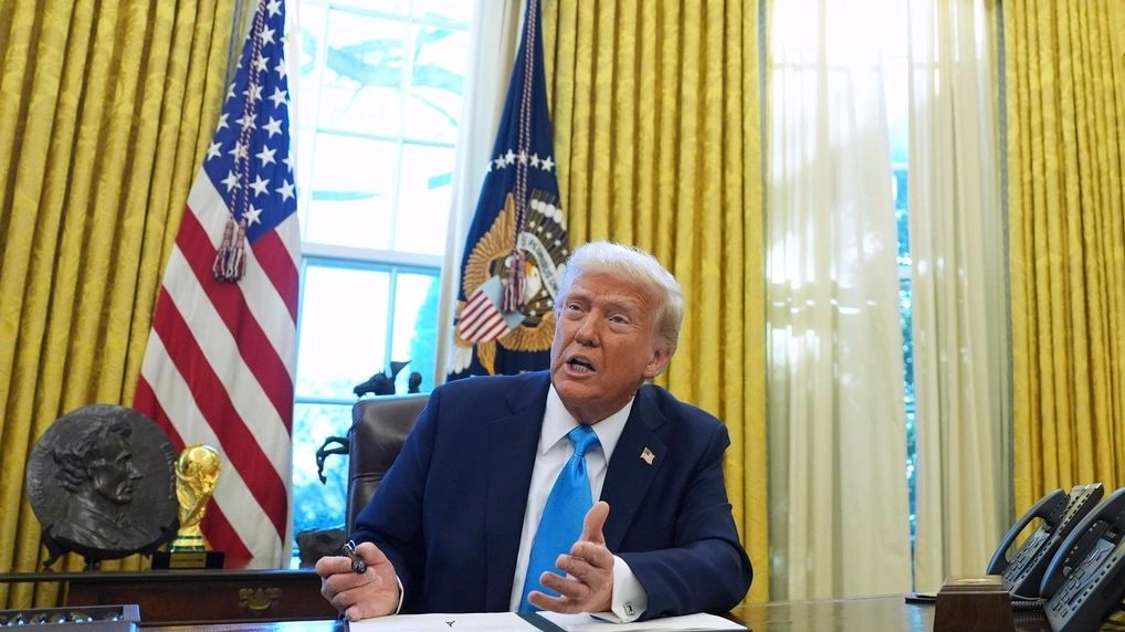 6540a22a donaldtrump