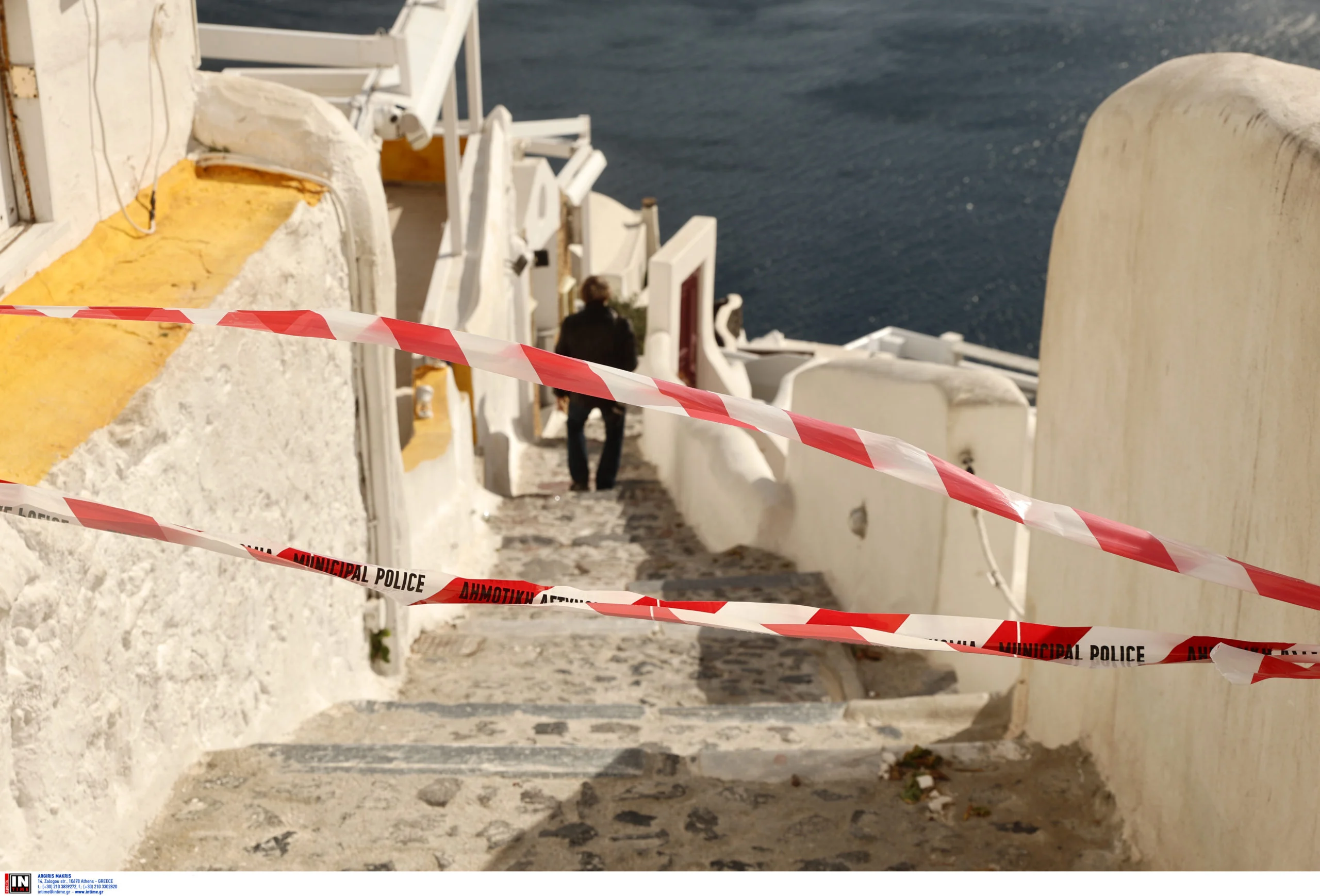 santorini 12 scaled