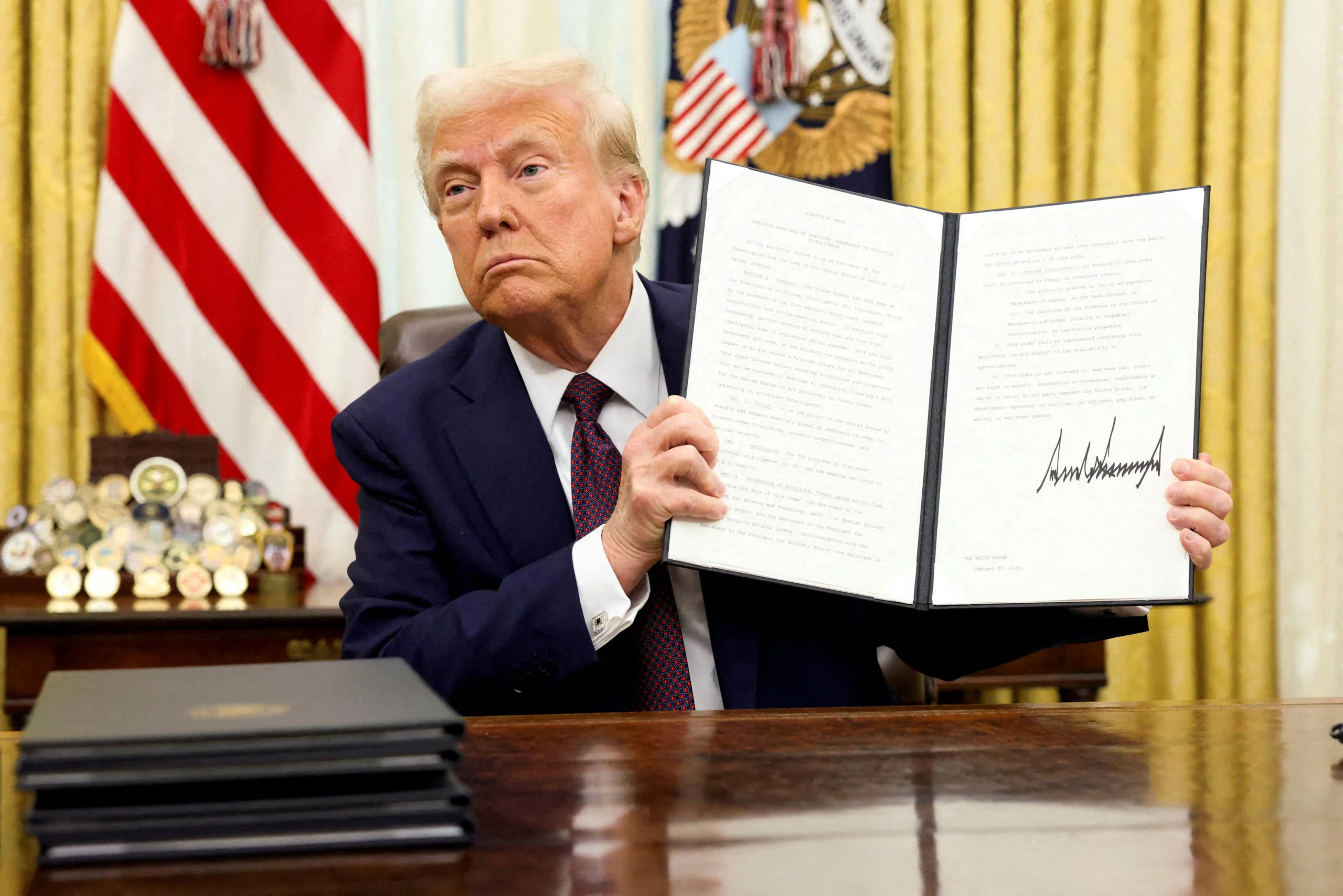 trump oval scaled