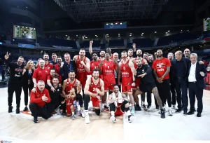 OLYMPIAKOS BASKET