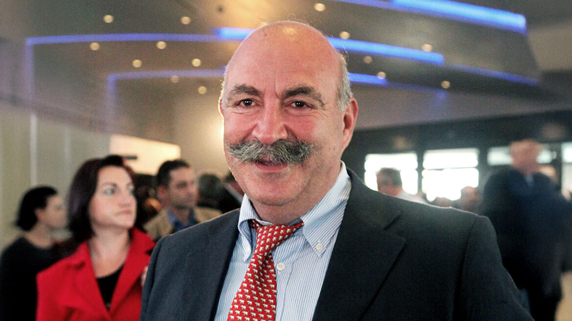 mavrikis32 xrm