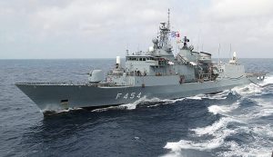 Σε επιφυλακή Ελλάδα και ναυτιλία