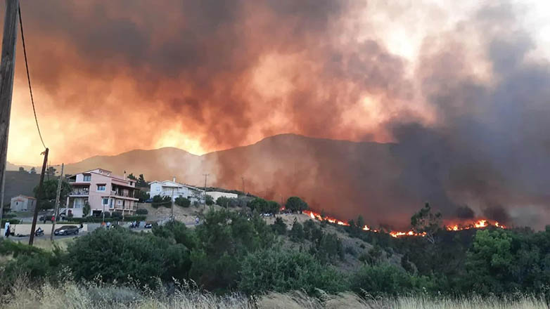 Χίος στις φλόγες