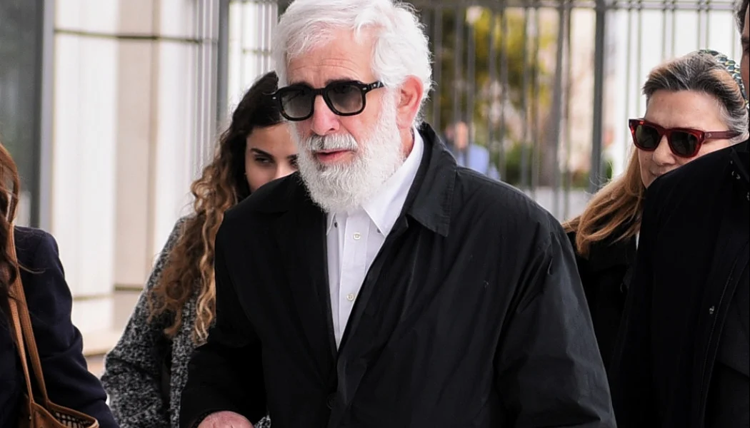 Πέτρος Φιλιππίδης