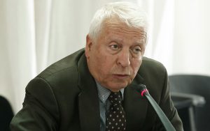 Κώστας Μουτζούρης