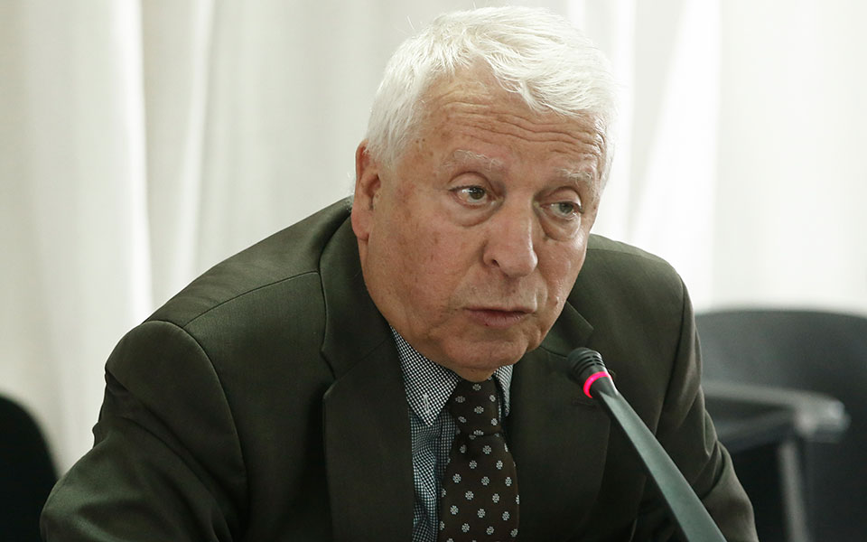 Κώστας Μουτζούρης