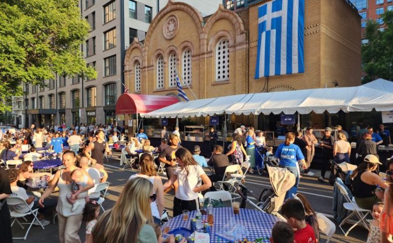 Ομογένεια: Χιλιάδες επισκέπτες στο ετήσιο φεστιβάλ Καθεδρικού Ναού Μπρούκλιν