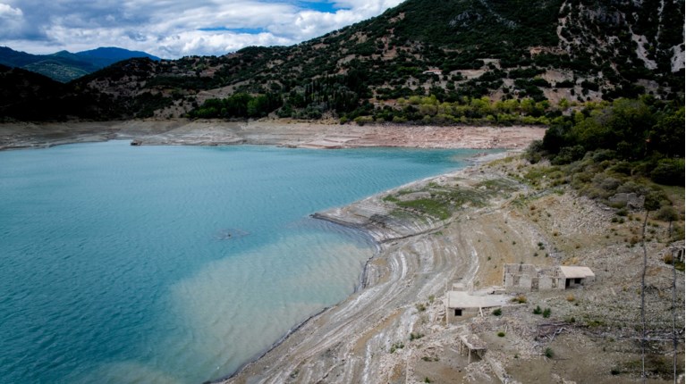 λίμνη του Μόρνου