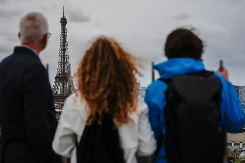 Γάλλοι πολίτες AP Photo/Julia Demaree Nikhinson