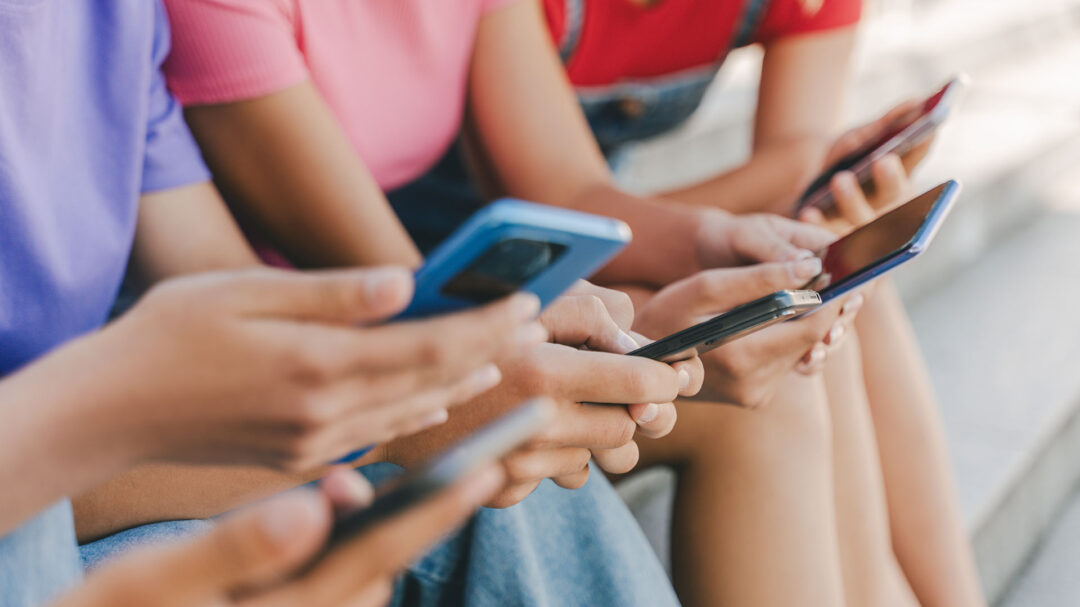 ηλικία στα social