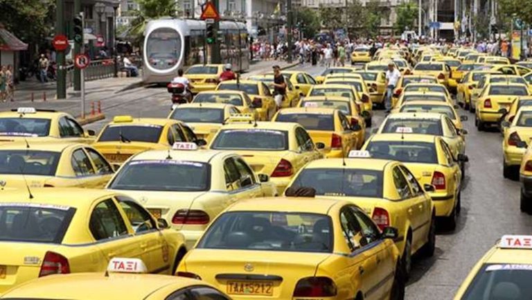 Απεργία στα ταξί της Αττικής από 13 Ιανουαρίου ενάντια στην υποχρεωτική ηλεκτροκίνηση